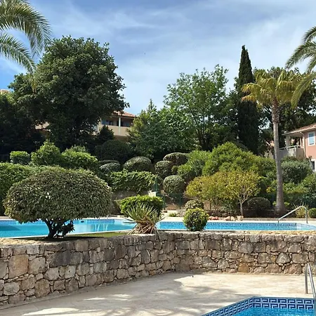 Bel Proche Des Plages Golfe St-tropez アパート